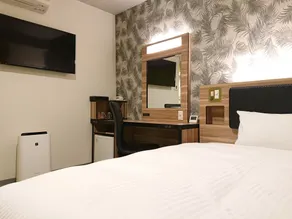 Green Rich Hotel Okinawa Nago (Artificial hot spring Futamata Yunohana) - Chambre