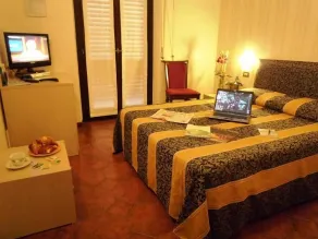 Hotel Montecarlo - Chambre