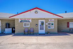 Green Acre Motel by OYO Near Rush County Airport - Rezeption