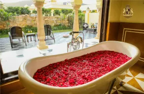 The Vijayran Palace by Royal Quest Resorts - Badeværelse