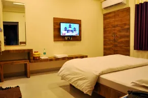 Hotel Shree Pratham Millan - Room
