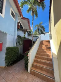 Tropical Gardens Suites and Apartments - Reception