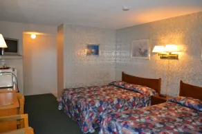 Lighthouse Motel - Room