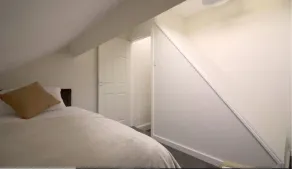 Brook House - Camera