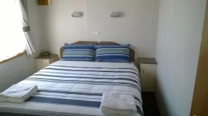 Golden Terrace Holiday Park - Habitación