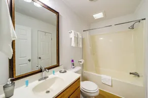 Pet-friendly Checotah Home w/ Deck & Lake Views! - Interiør