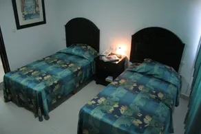 Hotel del Sol - Habitación
