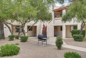 Work, Hike & Swim: Central Tucson Condo w/ Pool - Interiør