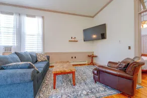 Near Bates & Bowdoin Colleges + Local Nature Park! - Interior