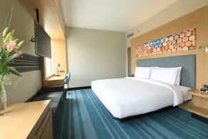Aloft by Marriott New Delhi Aerocity - Chambre