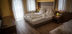 Jade Hotel-Ezüsthíd Hotel - Habitación