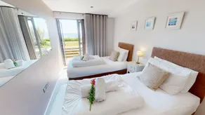 SAUNTON POINT BREAK 2 Bedrooms - Chambre