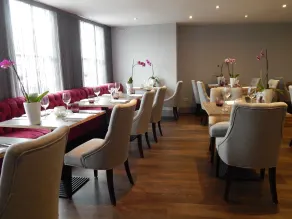 The Highworth Hotel - Restaurant
