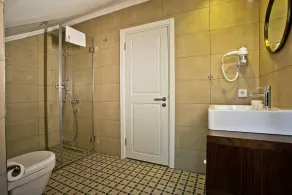 Villa Blanche Hotel SPA & Garden Pool - Salle de bain
