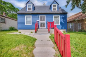 7 Mi to Historic Third Ward: Home in Lincoln Park! - Innvendig