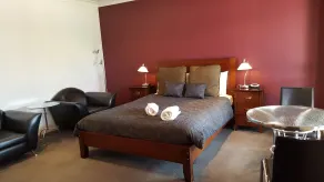 Gateway Motor Inn - Room