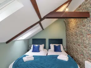 The Fullerton - Room