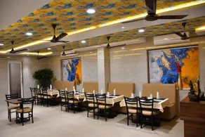HOTEL ADHIKRISHNA ARCADE - Restaurant