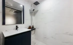 Gray 194 Hotel - Bagno