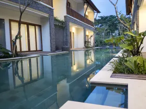 Mahana Boutique Apartment - Pool