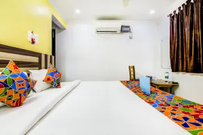 FabHotel Grand Sheela - Room