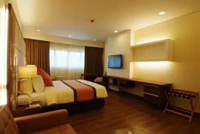 SanTomas Suites - Room