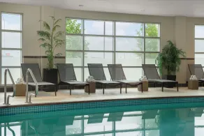 Hampton Inn by Hilton Calgary Airport North - Pool