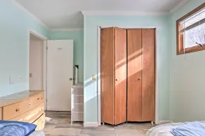 Large Greeley House w/ 2 Game Rooms + Yard! - Intérieur