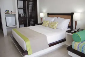Tamaca Beach Resort - Room