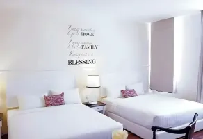 TY Hotel - Room