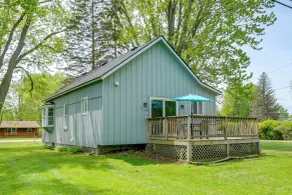 2 Mi to Lake Huron: Classic Home w/ Private Deck - Interior