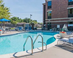 Quality Inn Auburn Hills - Detroit North - Piscine
