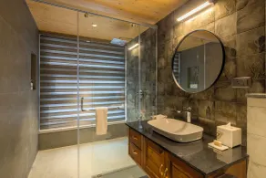 amã Stays & Trails - Iris Villa, Kozhikode - Salle de bain