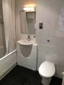 Artto Hotel - Bathroom
