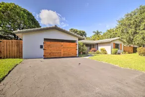 Wilton Manors Home w/ Pool ~ 4 Mi to Beach! - Intérieur