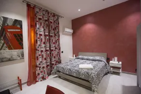 Madison - Room