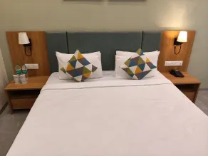 Imperia by The Sky Imperial, Statue of Unity - Chambre