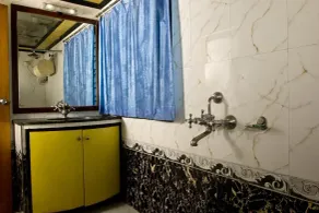 Hotel White House - Bathroom