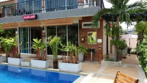 Baan Sooksiri Bangsaray - Pool