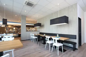 Economy-Hotel - Restaurant