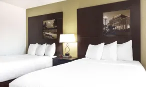 Super 8 by Wyndham Winona MN - Chambre