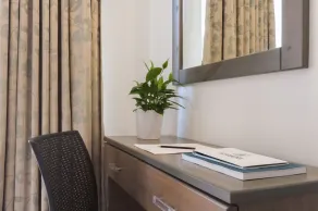 ROOMS by Alexandra Hotel - Quarto