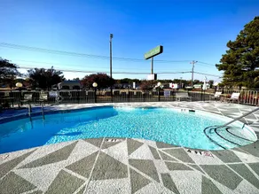 Executive Inn Chester - Piscine
