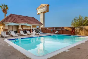Comfort Suites Barstow near I-15 - Piscine