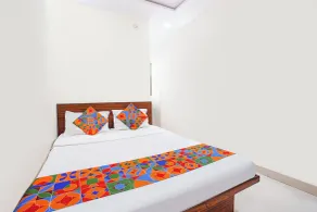 Via Nutan Lodging - Camera