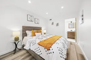 Downtown LA Stylish Bedrooms - Zimmer