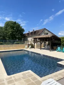 Les Naudines  - Piscina