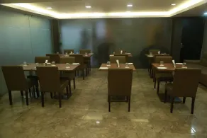 Hotel Comfotel Kolkata - Restaurant