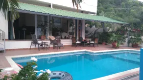 MAUKA OASIS Taganga  - Piscine