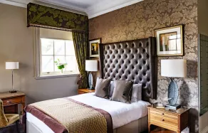 Crathorne Hall - Camera